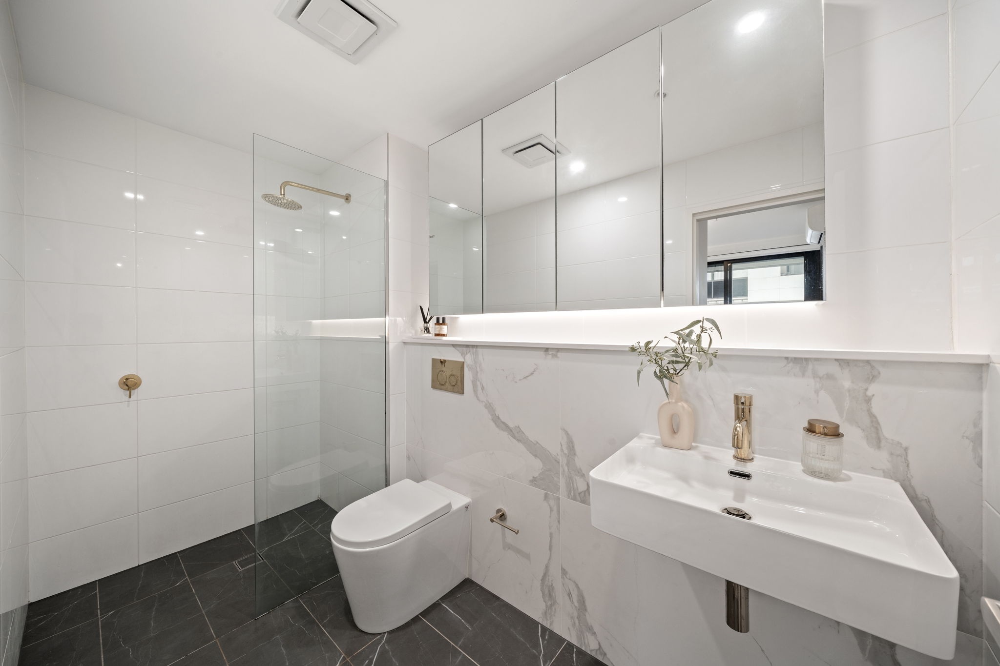 7130/19 Amalfi Dr, Wentworth Point For Sale by Chidiac Realty - image 9