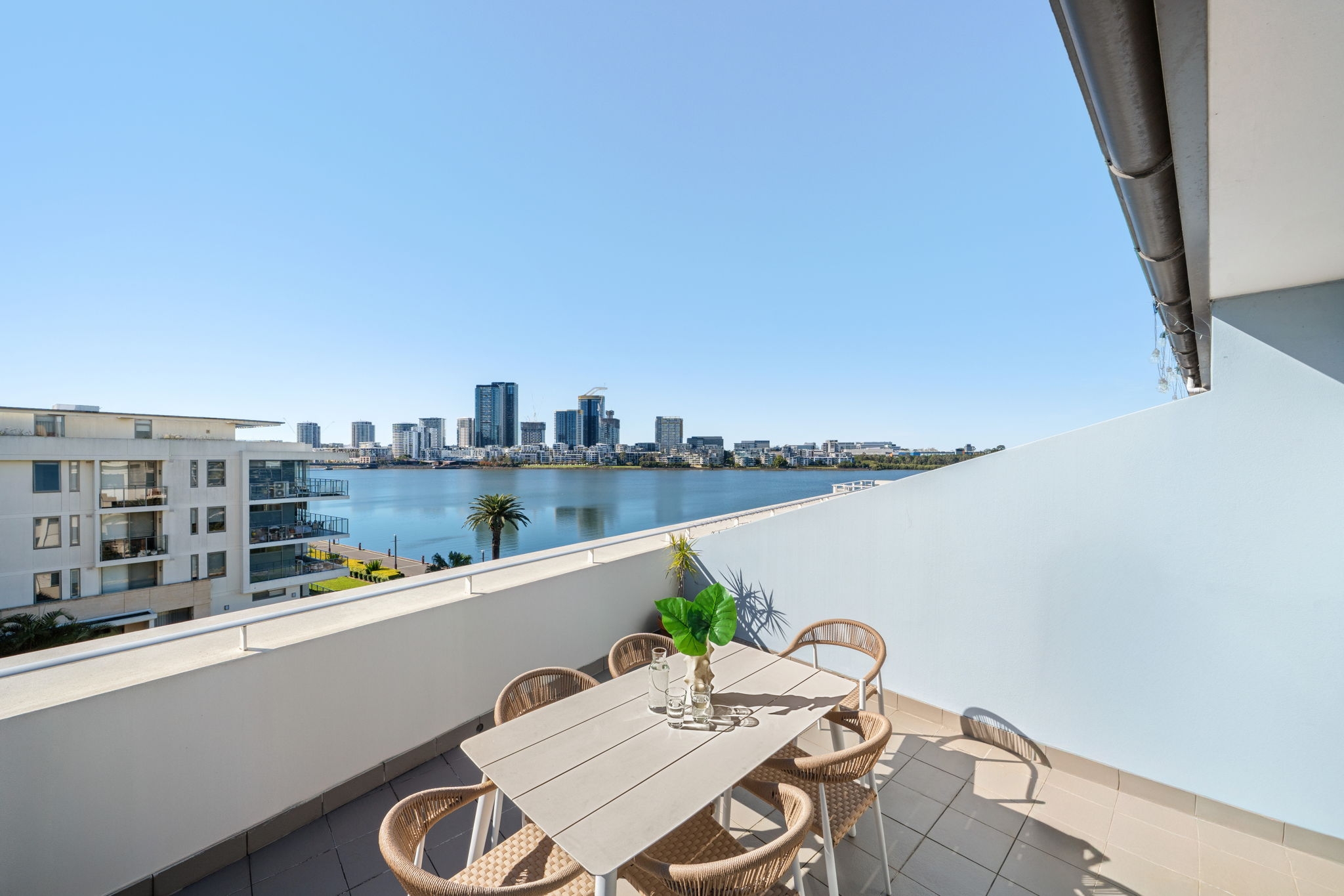 430/8 Stromboli Strait, Wentworth Point For Sale by Chidiac Realty - image 2