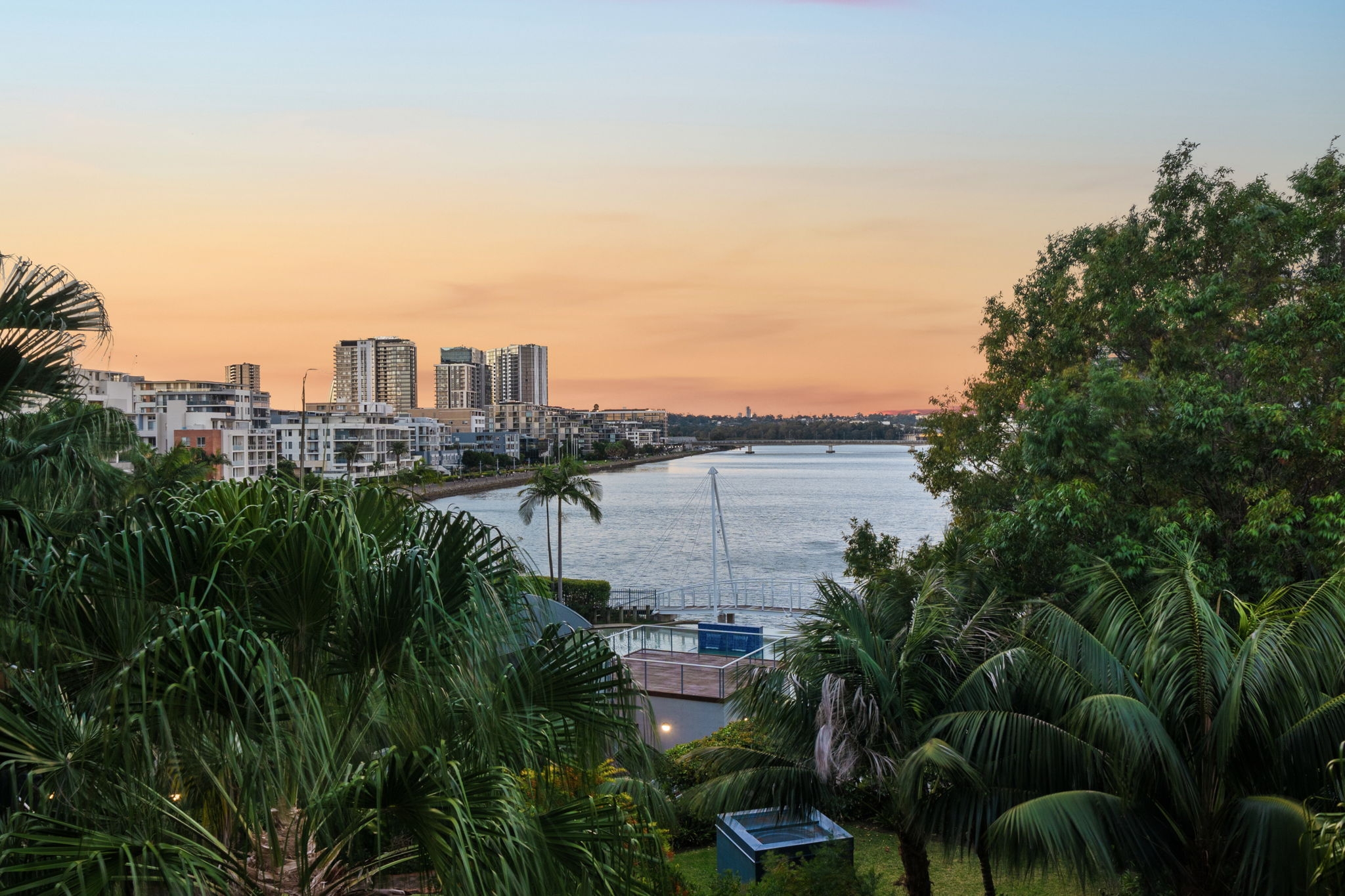 140/27 Bennelong Parkway, Wentworth Point For Sale by Chidiac Realty - image 5