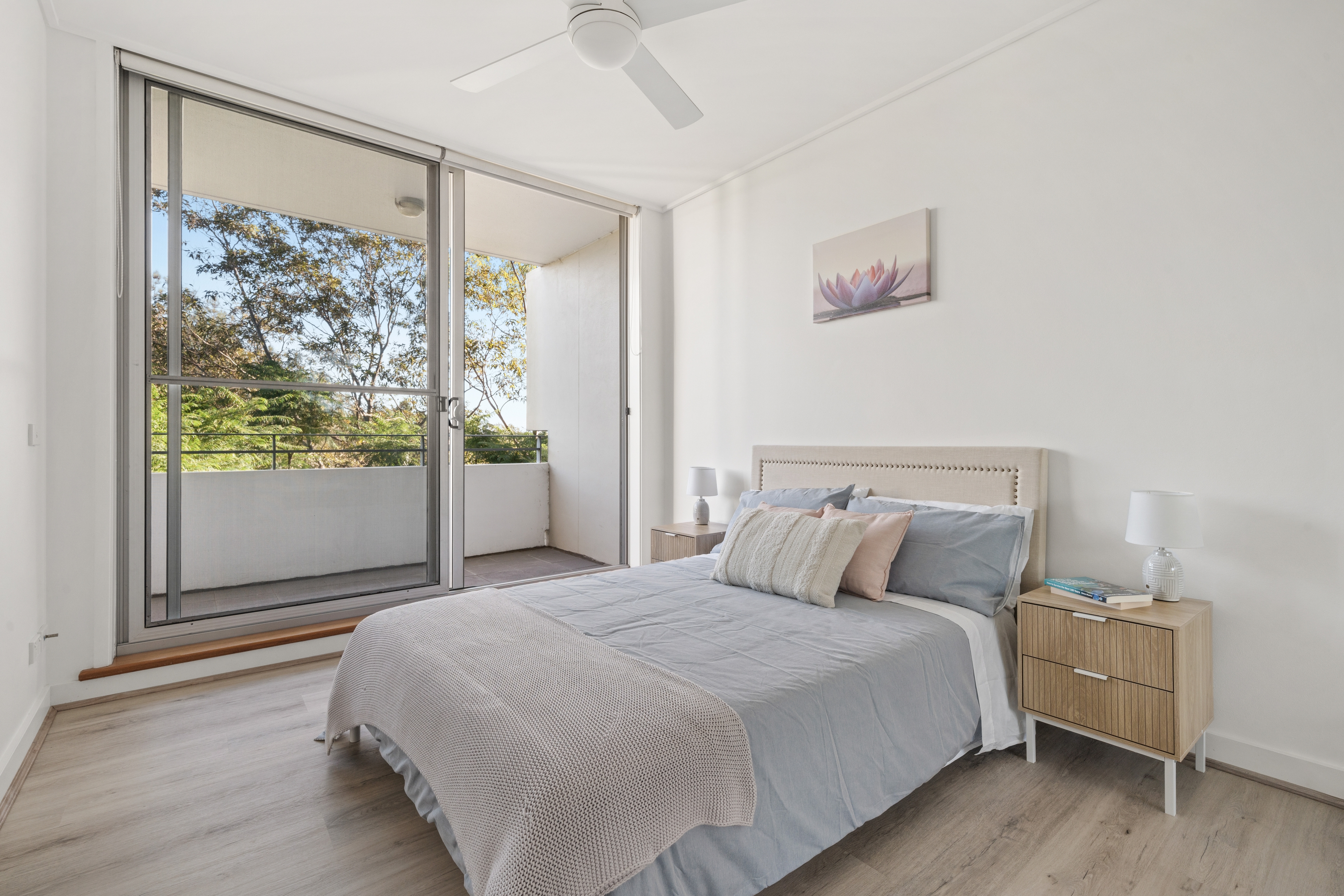 434/25 Bennelong Parkway, Wentworth Point Sold by Chidiac Realty - image 9