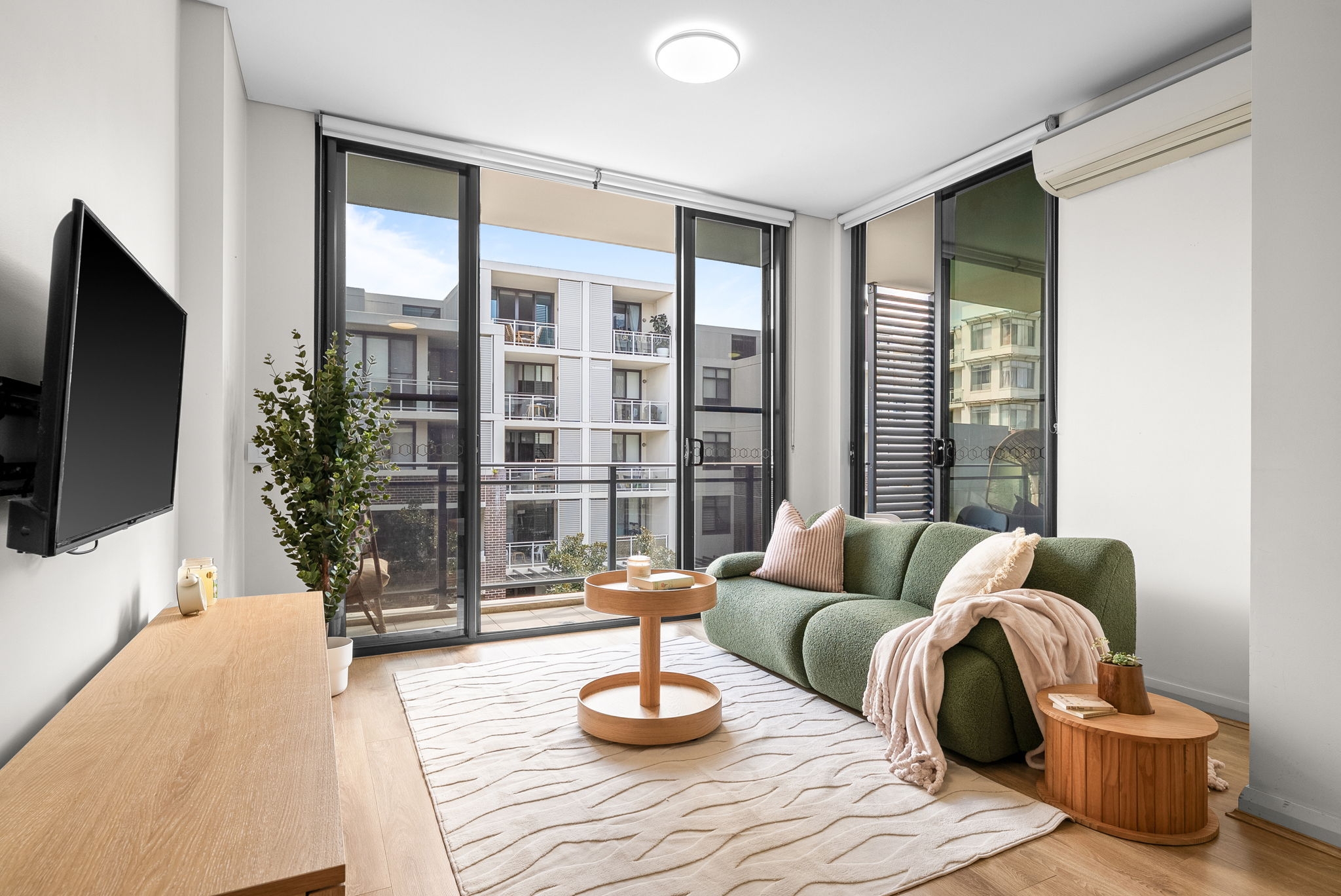 406/46 Amalfi Drive, Wentworth Point For Sale by Chidiac Realty