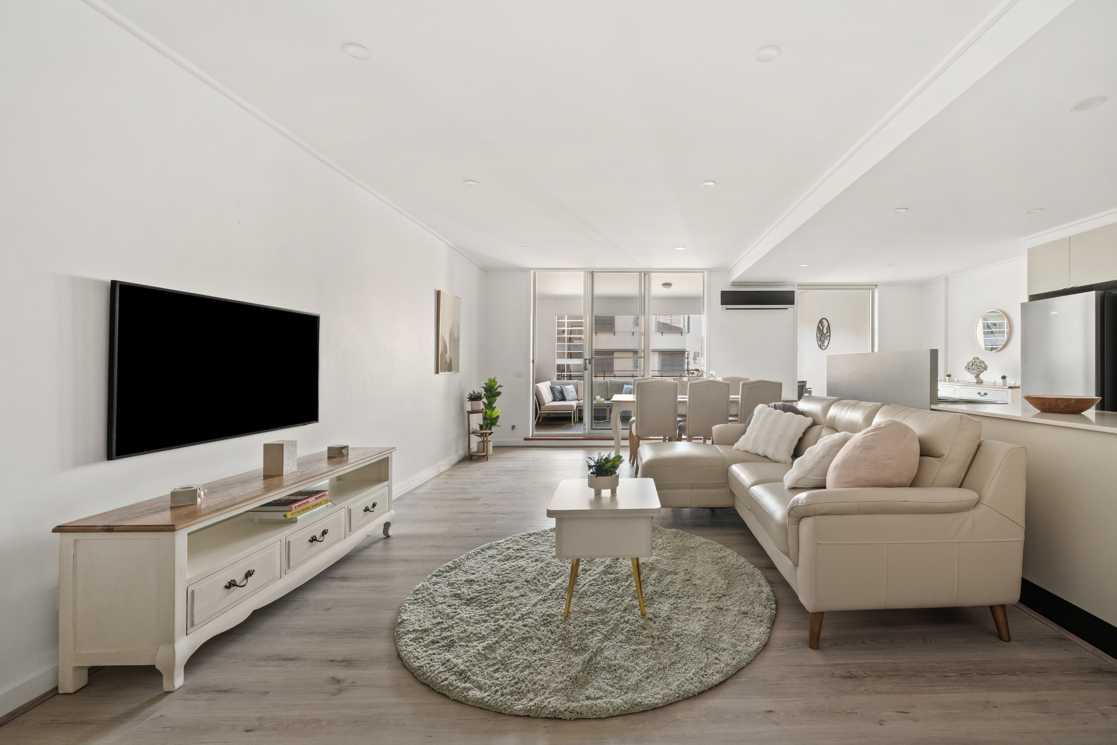 434/25 Bennelong Parkway, Wentworth Point Sold by Chidiac Realty - image 3